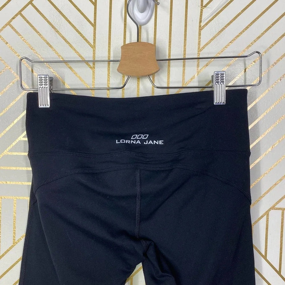 LORNA JANE 000Uniquely Mesh Hem Stripe Cropped Leggings in Black Size US Small - Picture 6 of 9